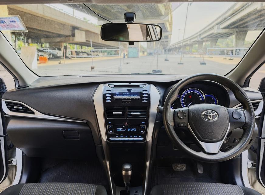 Toyota Yaris Ativ 1.2 E Auto ปี 2018    5