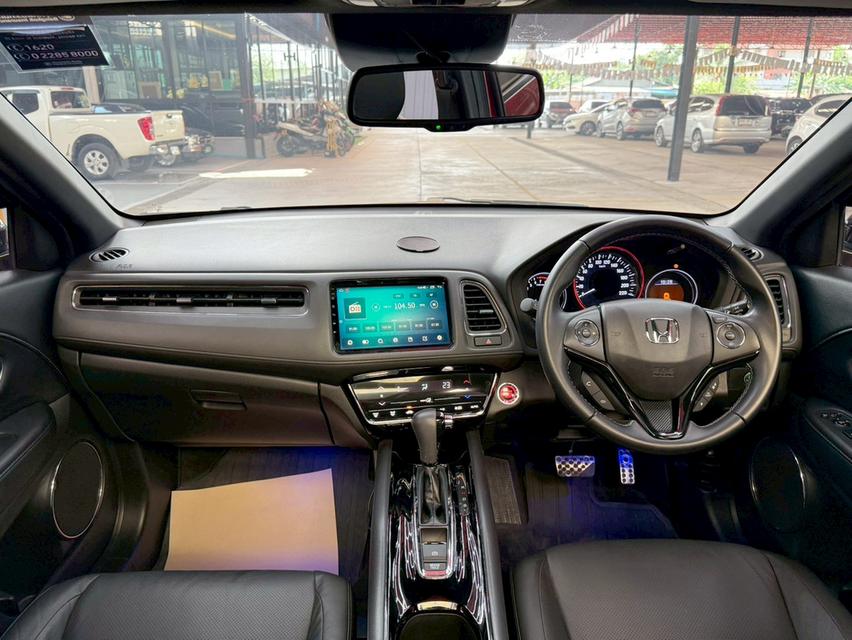 HONDA HR-V 1.8 RS ปี2019 รถครอบครัวเข้าใหม่ สวยสภาพนางฟ้า ตัวท็อปสุด รูปย่อยที่ 4
