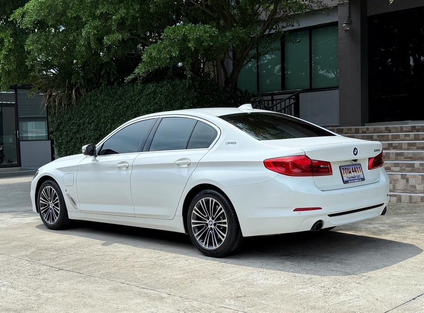 2021 BMW 530e G30 รถมือเดียวออกป้ายแดง รถวิ่งน้อยเพียง 74,000 กม รถเข้าศูนย์ทุกระยะ ไม่เคยมีอุบัติเหตุครับ 6