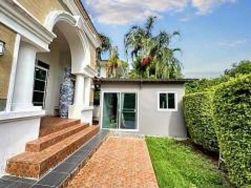 Elegant 4-Bedroom House for Rent at Nantawan Suan Luang R9, Bangkok – 300 sqm, fully furnished, pet-friendly, near Suvar 2