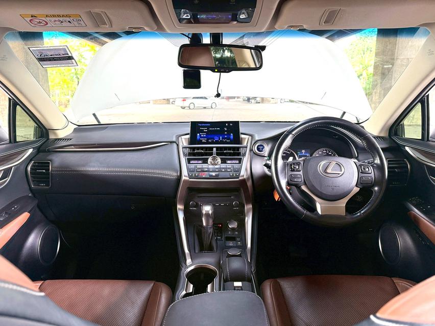 2016 Lexus NX300h 2.5 Luxury รับประกันแบตไฮบริด รูปที่ 7