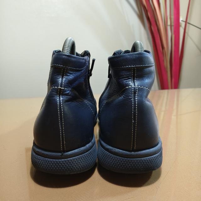 VainerMen's Healthy Genuine Leather Mid Top Shoes with Zipper📏 Size. 41 EUR  ‼️เหมาะสำหรับเท้า 25-26(26.5)cm‼️⭐⭐⭐⭐ Pre-owned Great Condition รูปที่ 2