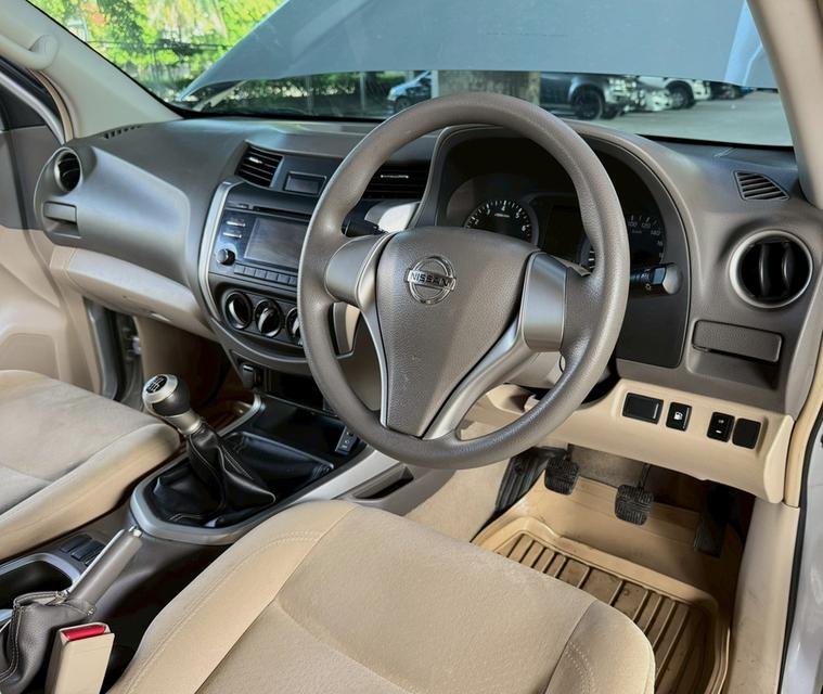 Nissan NP300 Navara 2.5 E King-Cab MT ปี 2016 6