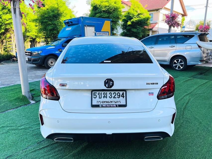 ~MG 5 1.5 D PLUS AUTO ปี 2024 ~รถเก๋งดีไซน์สปอร์ต โฉบเฉี่ยวทันสมัย ~รถสวย มือเดียวป้ายแดง ~ไมล์น้อย วิ่งเพียง 19,xxx กม. ~รุ่น D PLUS เกียร์ รูปที่ 18