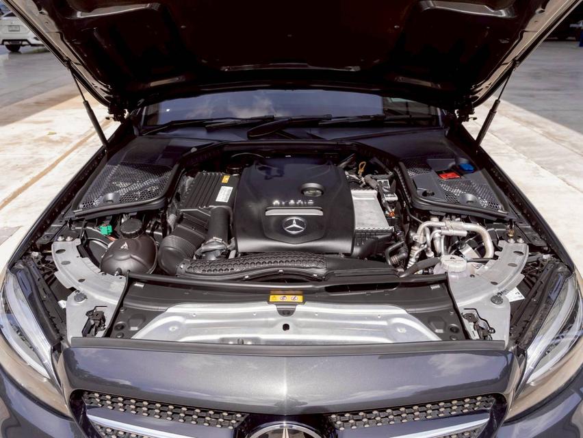Mercedes Benz C300e AMG SPORT  ปี จด 2022 19