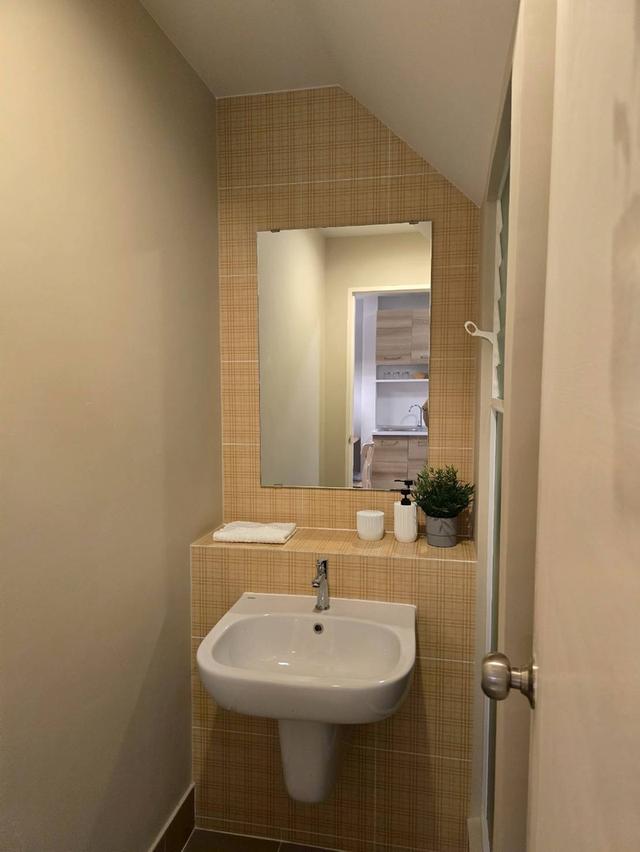 🏡🌳ให้เช่าทาวน์โฮมสองชั้น บ้านพร้อมเข้าอยู่ โครงการหรู สวยทั้งดีไซน์และฟังก์ชัน 8