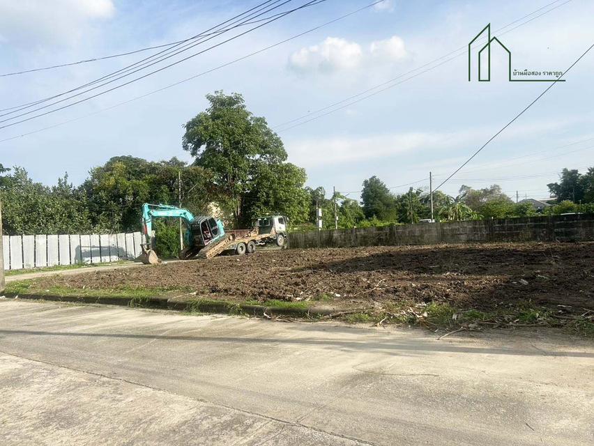 ที่ดินเปล่าหมู่บ้านแฮปปี้เพลสพาร์ค ลาดกระบัง ถนนเจ้าคุณทหาร  3