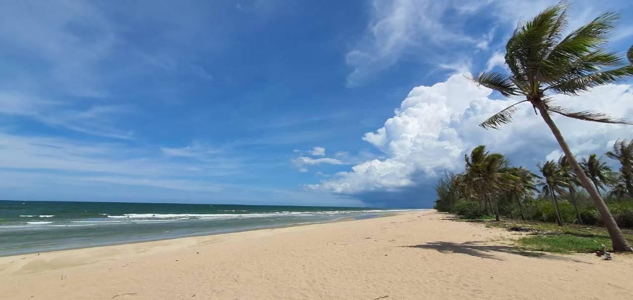 ขายที่ 259ไร่ ติดหาดทราย ทับสะแก ประจวบคีรีขันธ์ 4