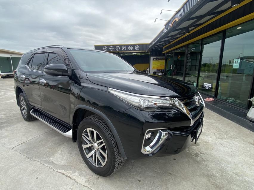 Toyota Fortuner รุ่น 2.4V ขับ2 3