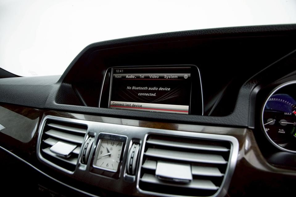 BENZ E-CLASS E300 BLUETEC HYBRID 2014E-Class W212 โฉม LCI หรู คลาสสิก ประหยัด รูปที่ 11