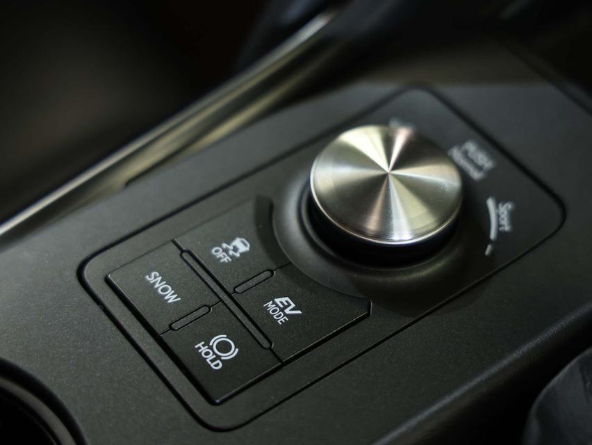 2023 Lexus IS300h 2.5 (ปี 13-26) Luxury Sedan AT B4304 รูปที่ 11