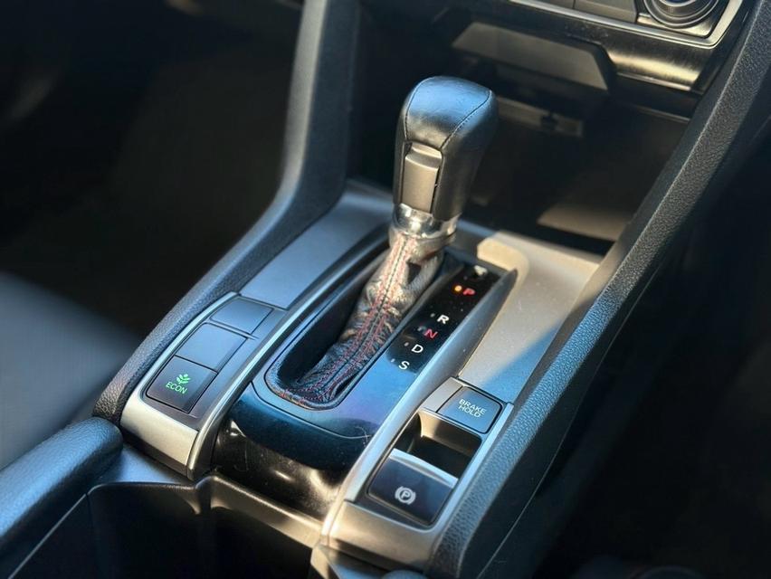 Honda Civic FK 1.5 Turbo RS Hatchback āļĢāļđāļāļāļĩāđ 10