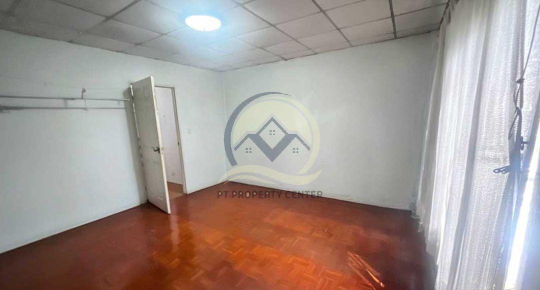 โครงการสรานนท์ ทาวน์โฮม 2.5 ชั้น ลาดพร้าว 101 ซอย 50 ขายตามสภาพ เหมาะสำหรับรีโนเวท ต่อรองได้ ทำเลโซนลาดพร้าว 9