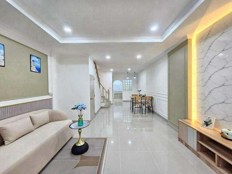 🔥 🏡 ✦ บ้านสวยพร้อมอยู่ ทำเลดี! ✦ 🏡 🔥 ขายทาวน์เฮาส์รีโนเวทใหม่ทั้งหลัง พร้อมเข้าอยู่ โซนนนทบุรี ✨ ราคาเพียง 1.59 ล้านบาท! 8