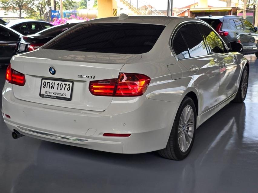 🚗💨 มาแล้ว! BMW 320i Luxury F30 ปี 2015 รหัส BAC1073 4