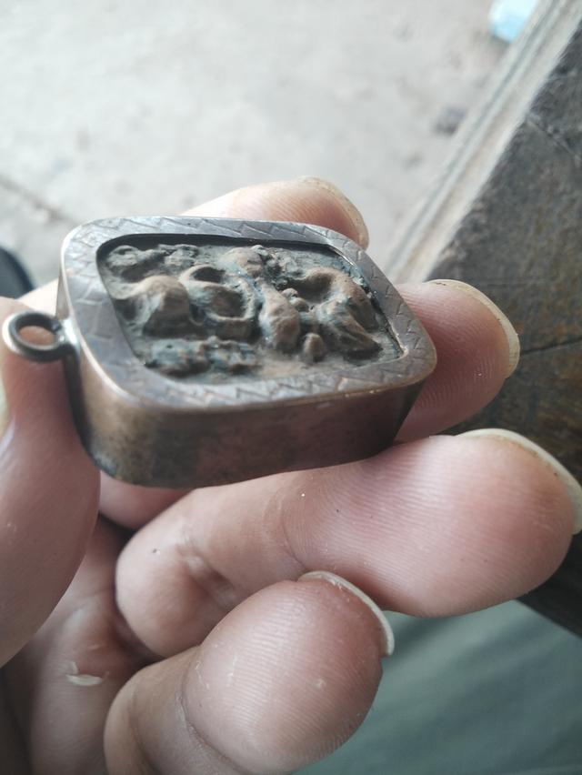 พระเครื่องหลวงพ่อปาน 4