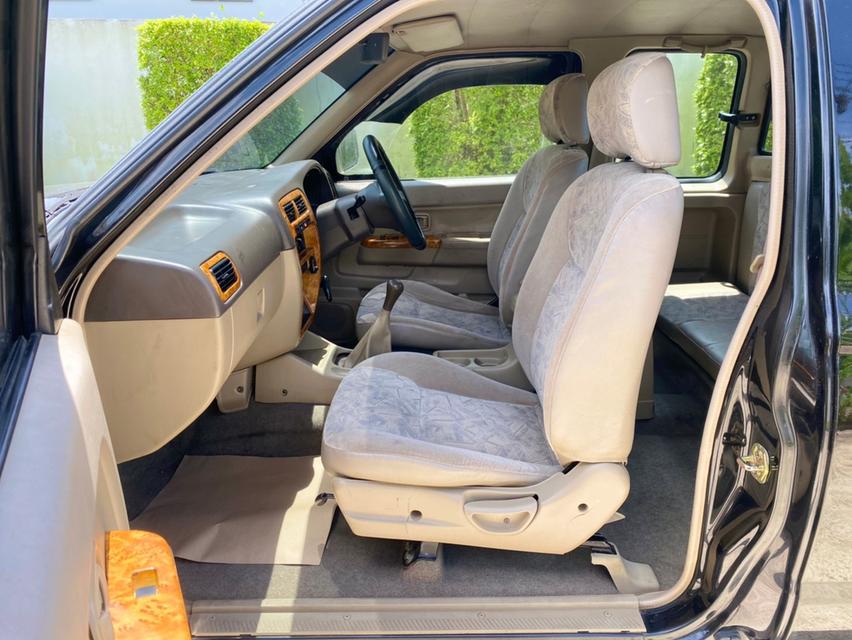 NISSAN FRONTIER 2003 3.0 ZDI CAB MT 13