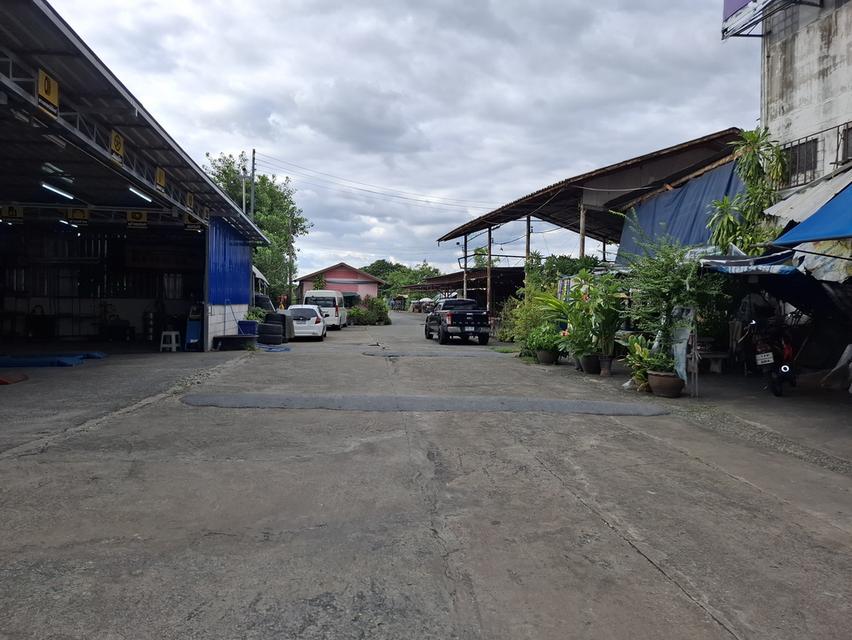 ให้เช่าที่ดิน 1 ไร่ พร้อมตึก 4 คูหา 3