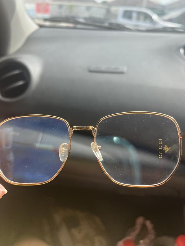 Gucci GG0396O หรือแว่นกันแดด GG0396S  2