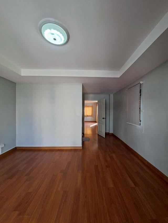 ขายด่วนบ้านทาวน์โฮม 3 ชั้น หลังมุม หมู่บ้าน The Balcony Home เฉลิมพระเกียรติ ร.9 ซอย 28 ใกล้สวนหลวง ร. 9 (N.1971) 8