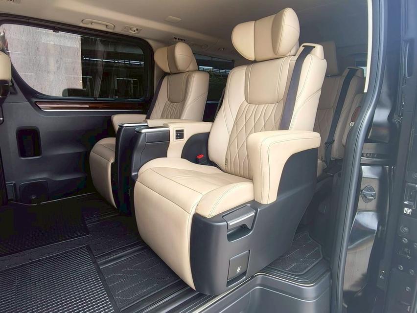 รหัสรถ PAT4907 Toyota Majesty 2.8 Grande ปี 2020 สีดำ 12