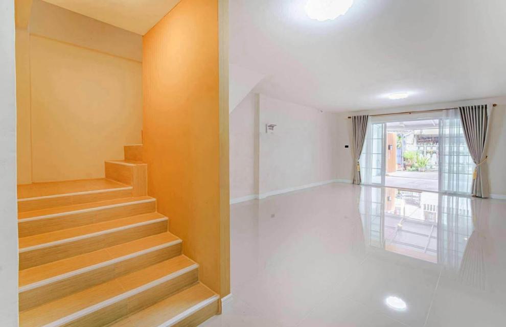 ทาวน์โฮมพัทยา รีโนเวทใหม่ 2.49 ล้าน! 6