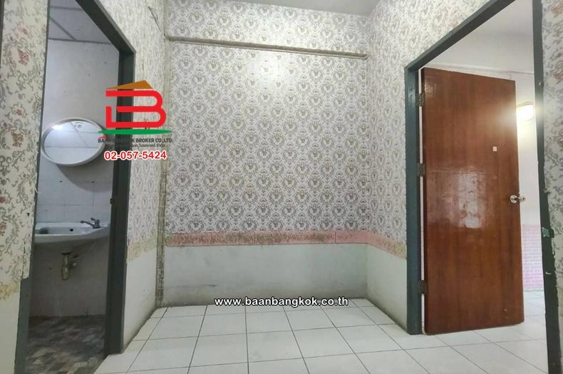 ทาวน์โฮม เนื้อที่ 23 ตร.ว. หมู่บ้านเมืองป้อมปราการ, ใกล้ตลาดสดพระสมุทรเจดีย์ ถนนสุขสวัสดิ์ ตำบลแหลมฟ้าผ่า อำเภอพระสมุทรเจดีย์ สมุทรปราการ 10