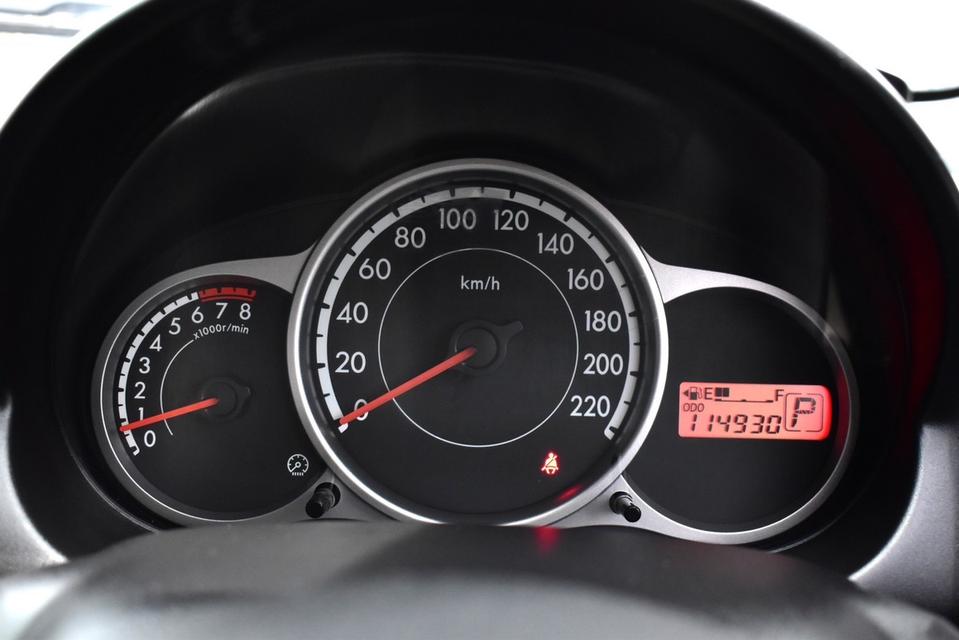 รหัสรถ PB824 MAZDA 2 1.5 GROOF AUTO 2013
