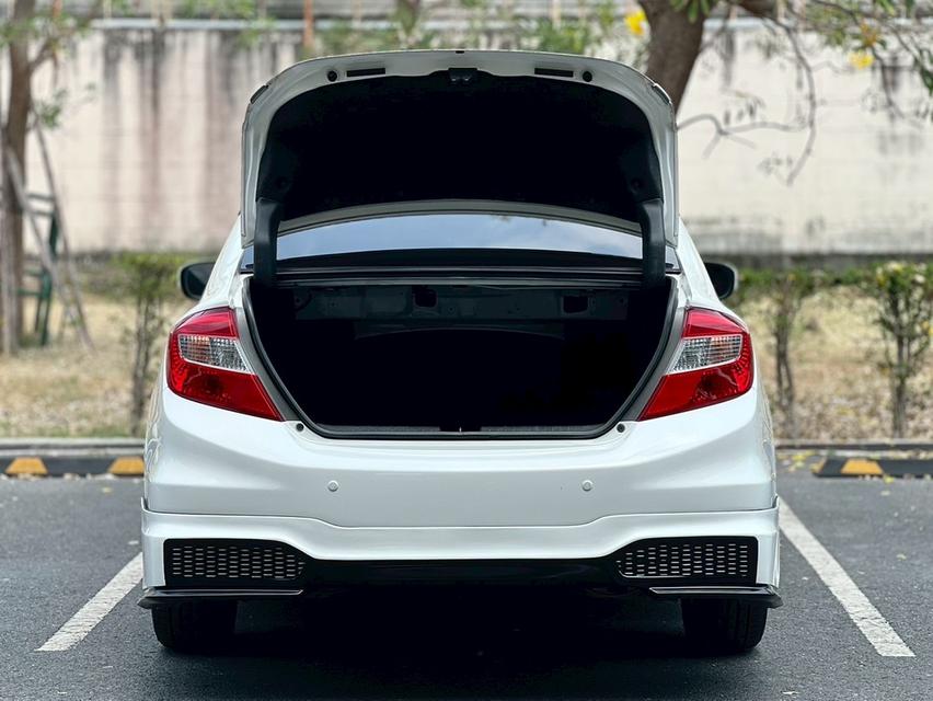 Honda Civic FB 1.8Eเครื่องยนต์: เบนซิน เกียร์:AT ปี:2015 สี:ขาว ไมล์ : 15x,xxx กม. รูปที่ 5