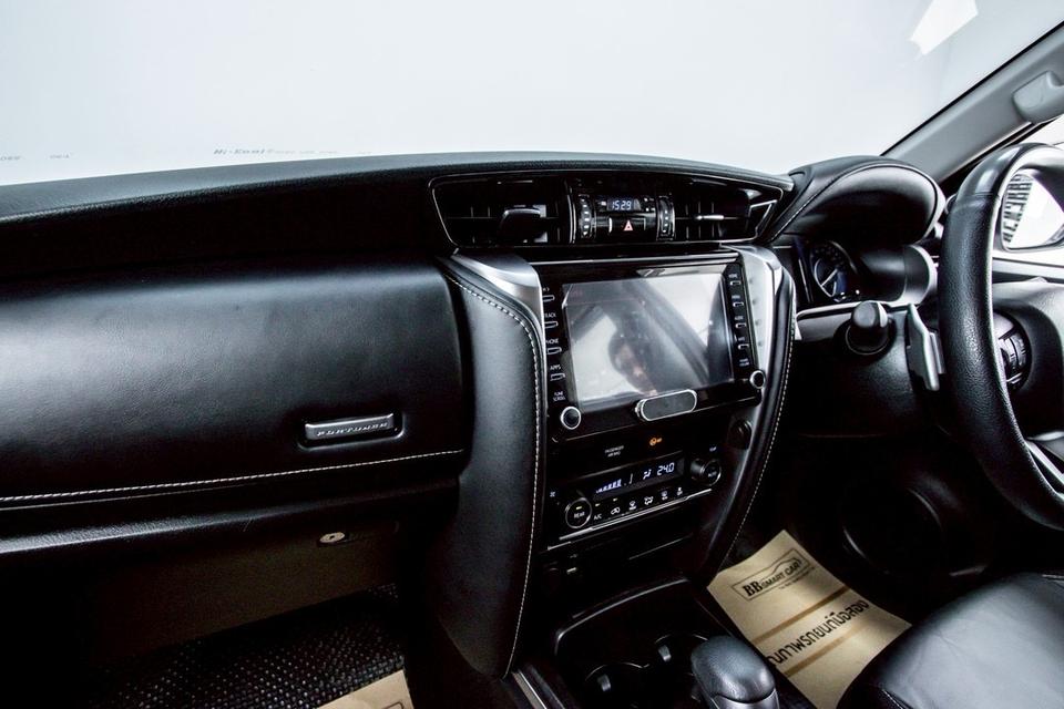 รหัสรถ 3B047 TOYOTA FORTUNER 2.4 G 2021 12