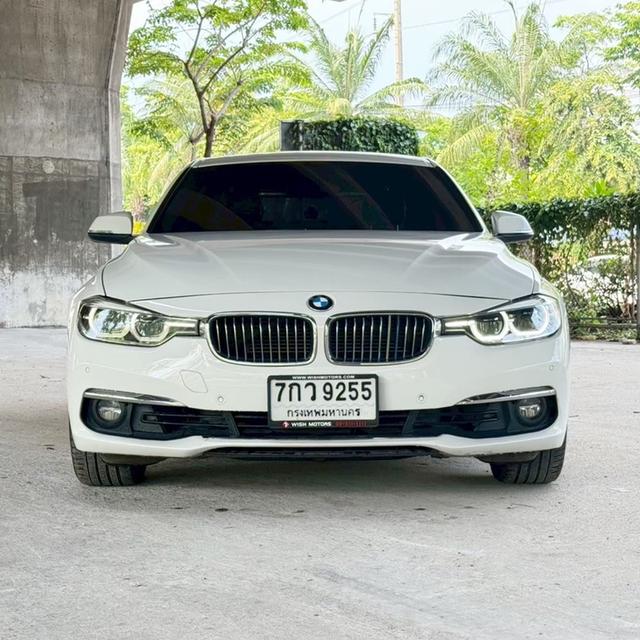 ✅ 2018 BMW 330e Luxury AT รูปย่อยที่ 2