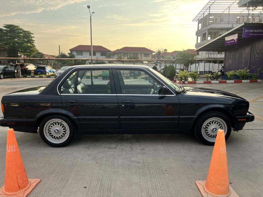 BMW E30 6