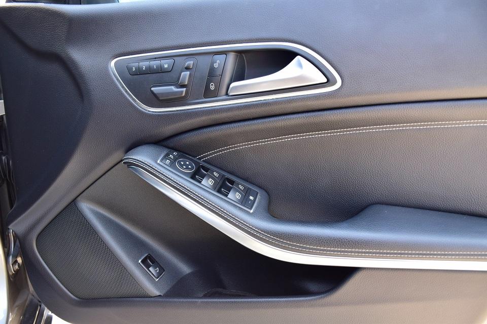 ขาย BENZ CLA-180 ปี2014 ราคาเพียง 420000 บาท เกียร์แพดเดิ้ลชิฟ รถสวยเบาะหนังไฟฟ้าคู่หน้า แอร์ฉ่ำมากๆ เครื่องนิ่มช่วงล่างแน่น โทร0957401229 ไลน์ UTBP รูปที่ 9