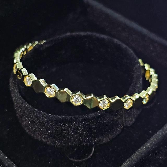 กำไลเพชร เพชรเรียบหรู ดูเเพง เพชรงาม เพชรแท้ -ปุอามี่ Diamond Lap Rama2