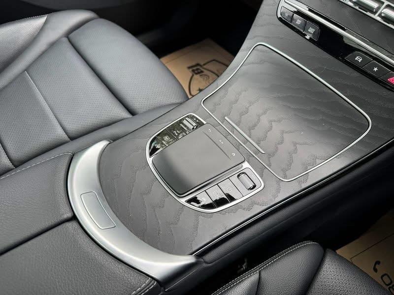 Mercedes-Benz GLC220d AMG Dynamic ปี 2021 รูปที่ 13