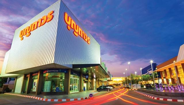 นวมินทร์ 22-28 MRTลาดพร้าว101 2.8 กม. เดอะมอล์ บ้านคฤหาสน์2ชั้น 5นอน 620ตร.ม. บนที่ดินครึ่งไร่ ตลาดปัฐวิกรณ์ 3 กม. MRT บ 6