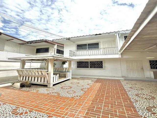 PB5472 ให้เช่าบ้านเดี่ยว 2 ชั้น ซอยลาดพร้าว132 ใกล้ BTSลาดพร้าว 101 เดอะมอลล์บางกะปิ  10