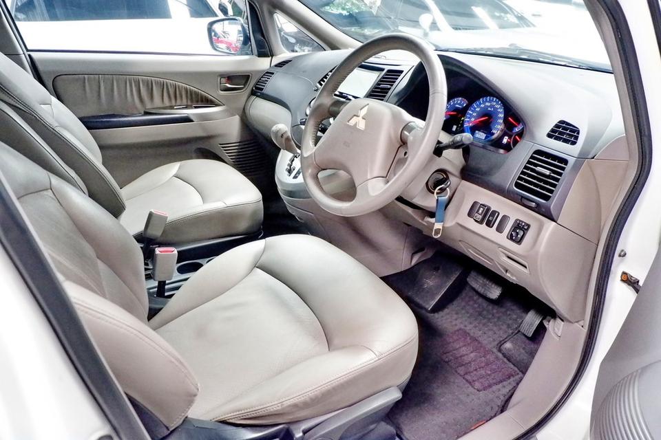 MITSUBISHI SPACE WAGON Limited ปี 2006 11