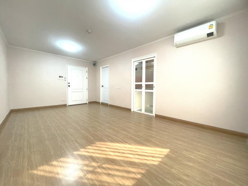 ขาย คอนโด ลุมพินีเพลส พระราม 3 - เจริญกรุง 31.09 ตรม แยกครัว ห้องรีโนเวทใหม่เอี่ยม ราคาสุดพิเศษ 5