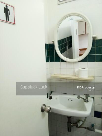 ให้เช่าพื้นที่ 180 ตารางเมตร (ชั้น 4) ติดถนนสุขุมวิท ห่างจาก BTS อุดมสุข เพียง 250 เมตร 8