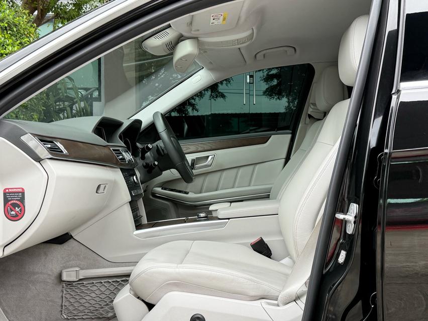 2016 BENZ E200 EDITION E รุ่นพิเศษ รถมือเดียวออกป้ายแดง รถวิ่งน้อย เข้าศูนย์ทุกระยะ ไม่เคยมีอุบัติเหตุครับ 14