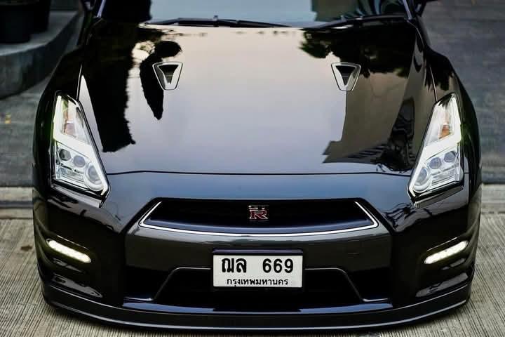 Nissan GT-R ปี 2012 5