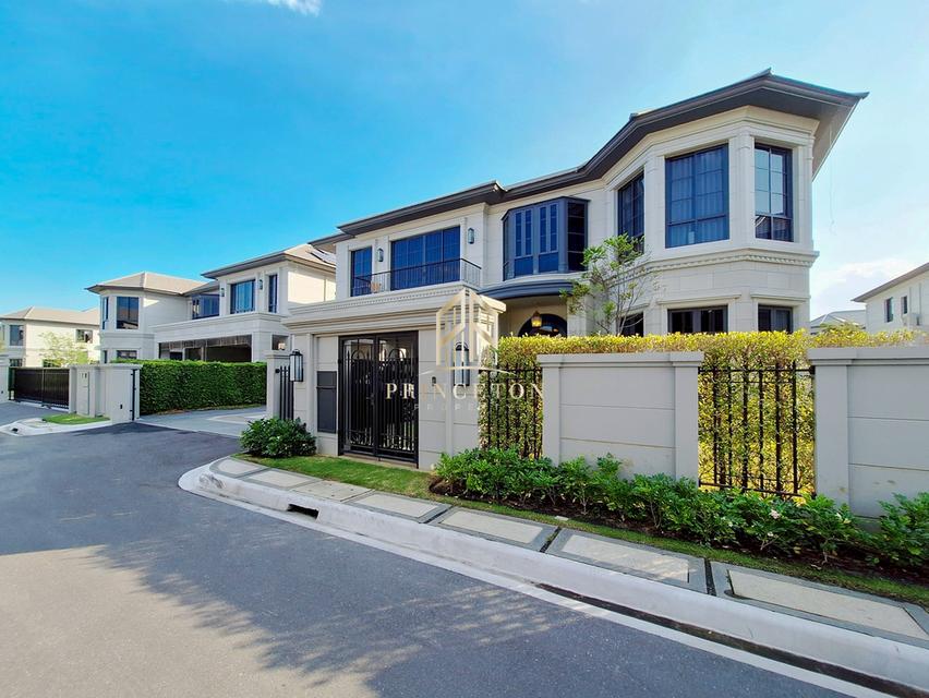 Luxury House Narasiri Krungthep Kreetha 17