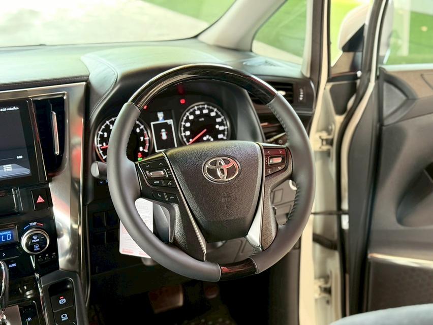TOYOTA VELLFIRE 2.5 Z-G EDITION ปี2018ไม่เคยชน  รถสวยกริ๊บ พร้อมใช้งาน รูปที่ 3