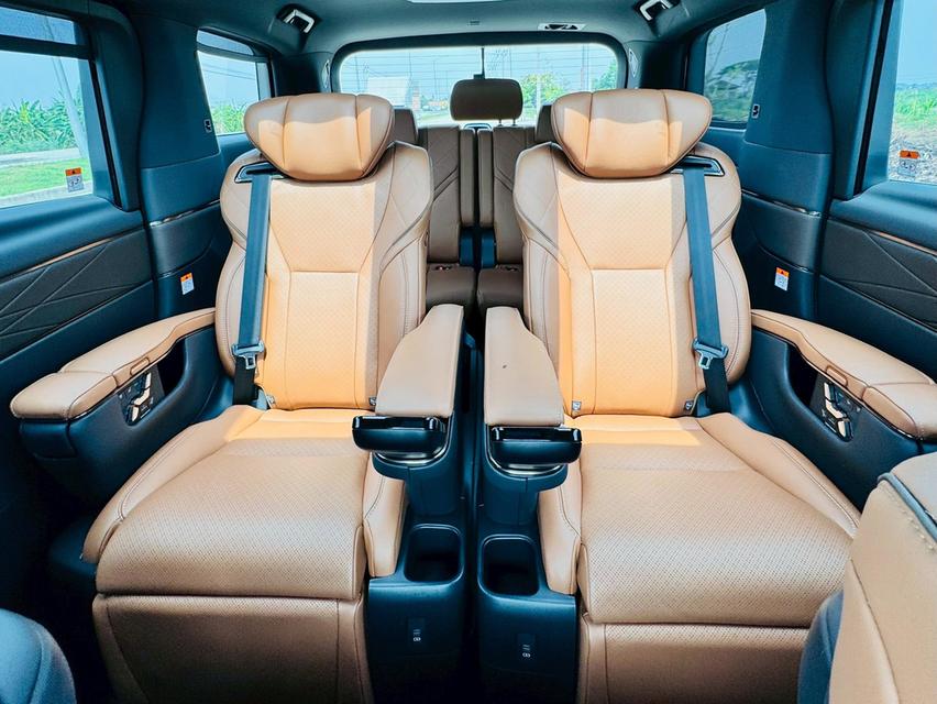 NEW TOYOTA ALPHARD 4.0 2.5 HEV EXECUTIVE LOUNGE E-FOUR 4WD TOP 2024 6