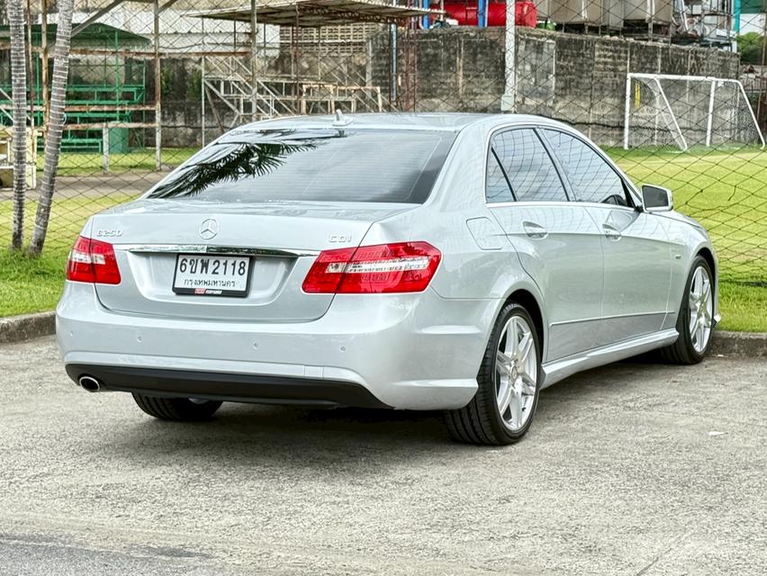 Benz E250 CDI AMG (w212) ปี 2011 รถมือเดียว เครื่องดีเซล Turbo ประหยัด ดูแลง่าย รูปที่ 4