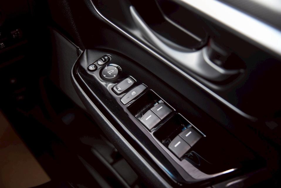 HONDA CR-V 2.4 S AT 2020 ไมล์ 34,xxx km. !!!  ราคา 759,000 บาท      6