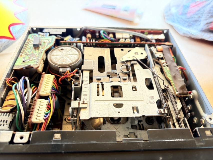 ลำโพงติดรถยนต์ หน้าจอเครื่องเล่นวิทยุ ปรีแอม พาเวอร์ รูปที่ 3