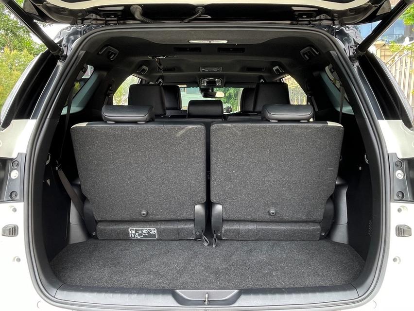 TOYOTA FORTUNER 2.8 LEGENDER BLACK TOP 4WD ปี 2021 สภาพนางฟ้า รูปที่ 13