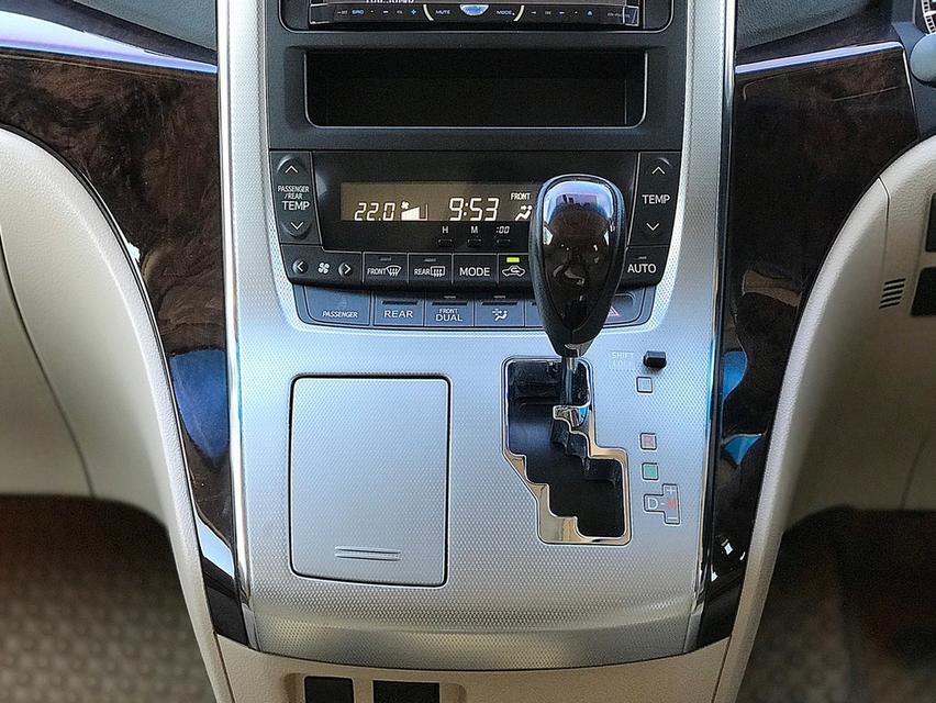 ขาย TOYOTA ALPHARD 2.4 ปี 2012 ไมล์ 200,000 กม.  13